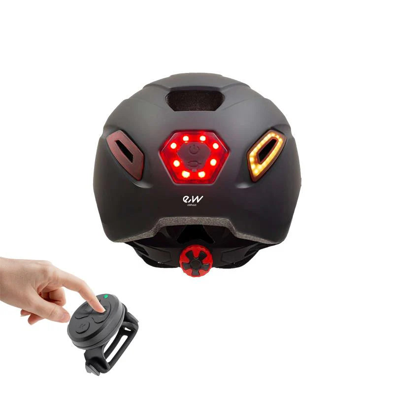 Casco LED con Intermitentes Integrados  CP02